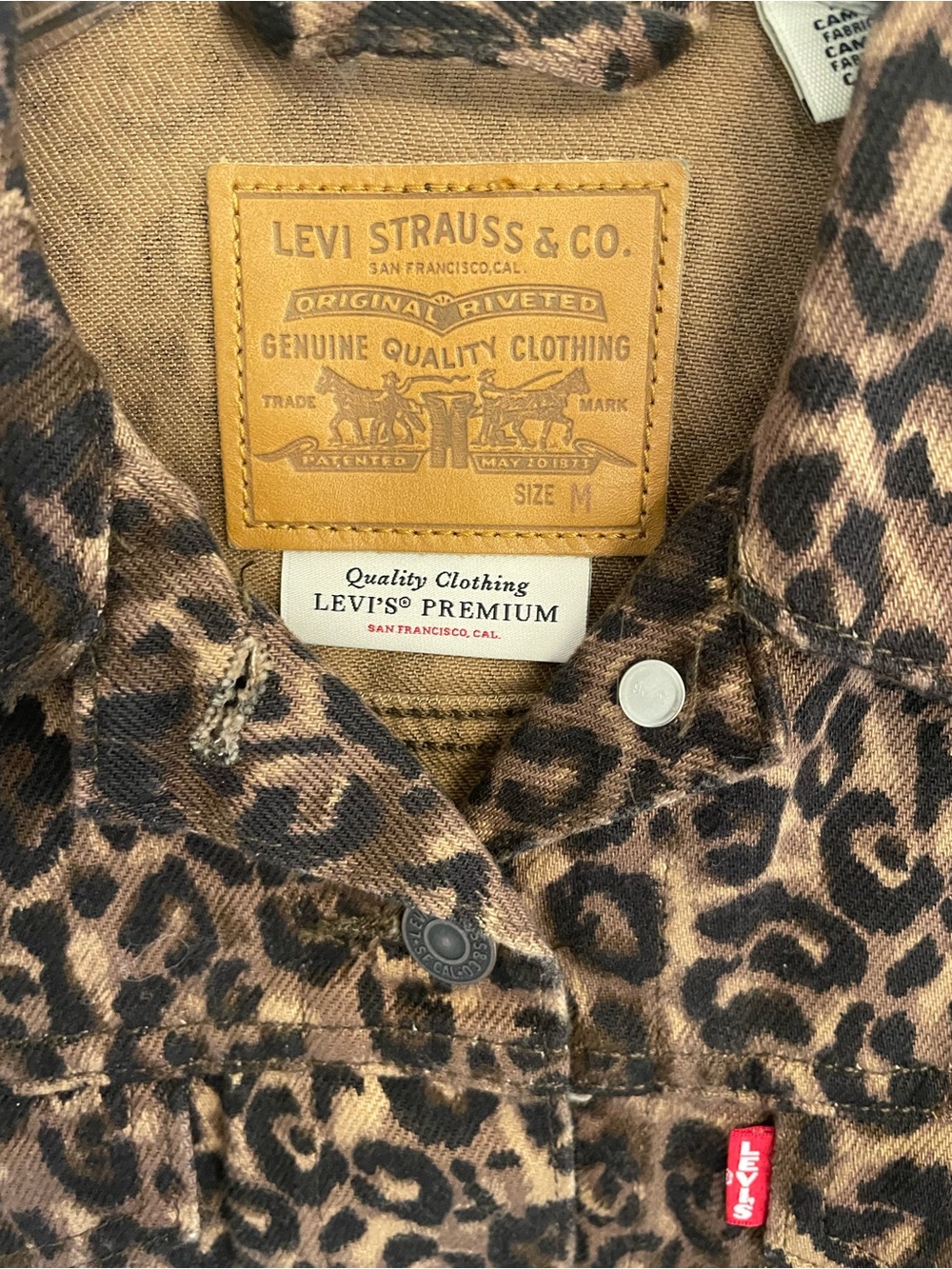Levi's Women's Leopard Print Denim Jacket - Brown/Black, size Medium - Picture 2 of 7
